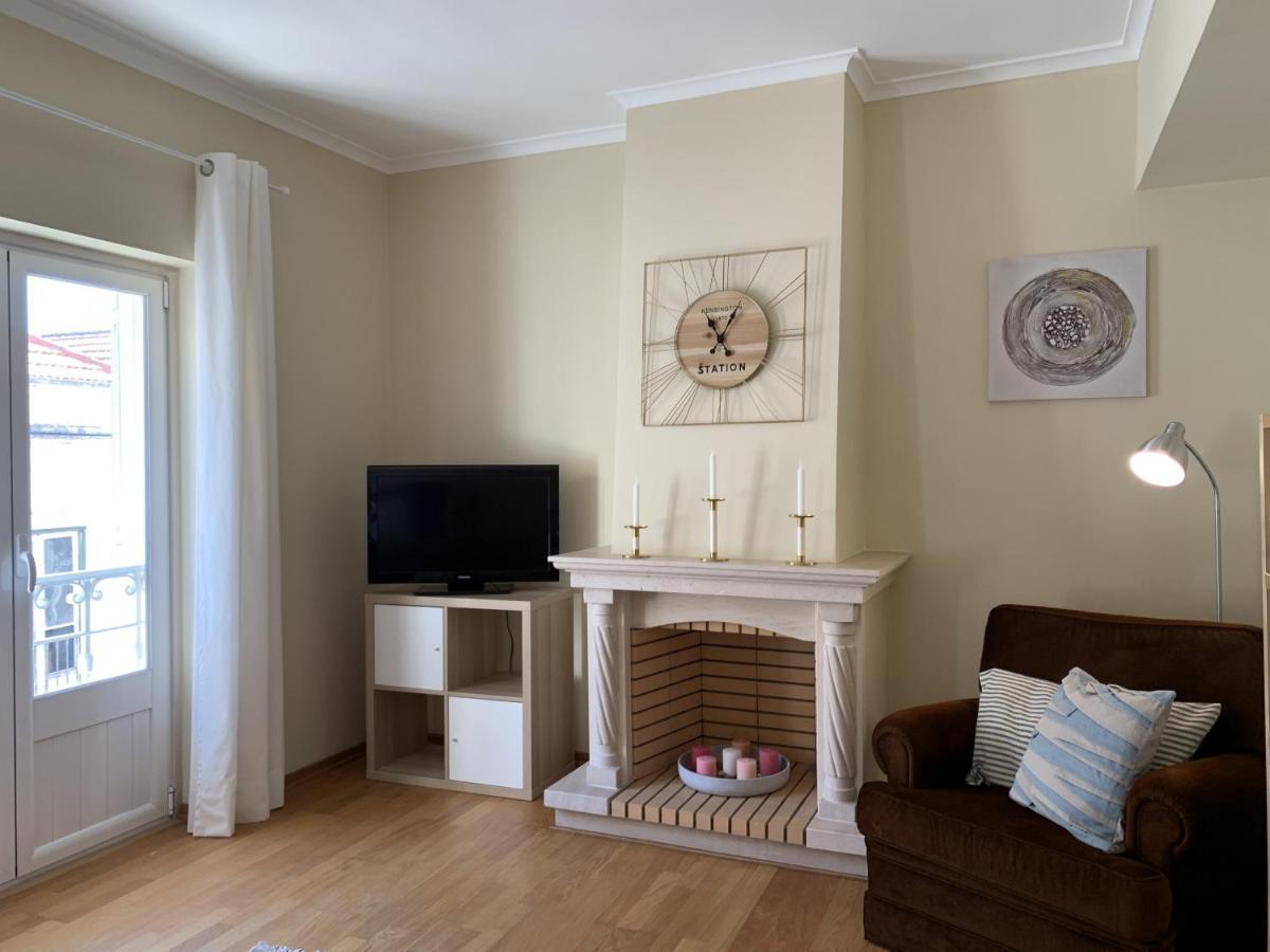 Duplex Apartment With Terrace In Cascais Downtown Extérieur photo