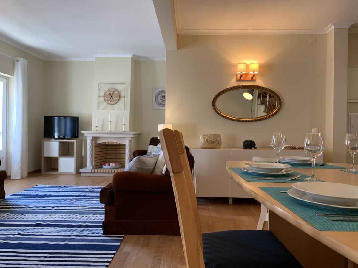 Duplex Apartment With Terrace In Cascais Downtown Extérieur photo