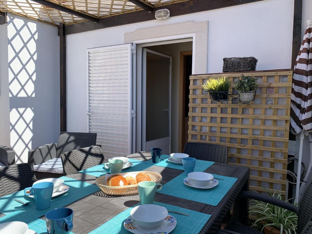 Duplex Apartment With Terrace In Cascais Downtown Extérieur photo