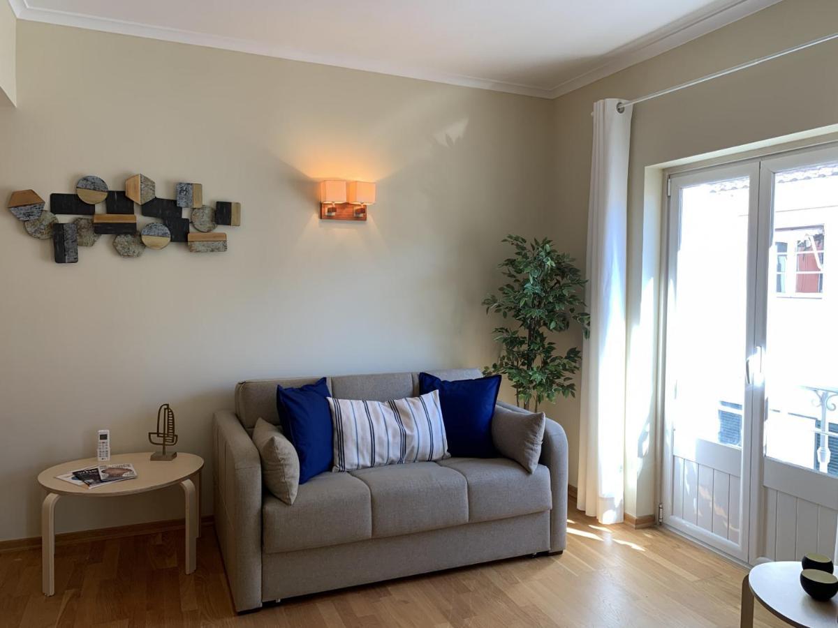 Duplex Apartment With Terrace In Cascais Downtown Extérieur photo
