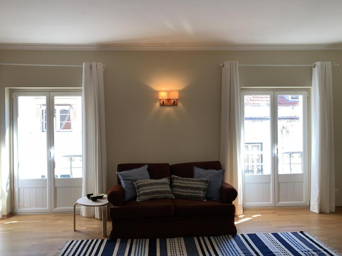 Duplex Apartment With Terrace In Cascais Downtown Extérieur photo